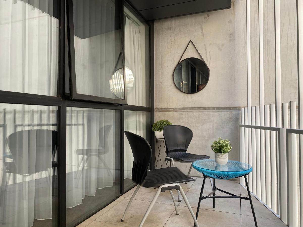 The Gallery Luxe 1 Bedroom Executive Apartment In The Heart Of Braddon Wine Secure Parking Wifi Canberra Extérieur photo