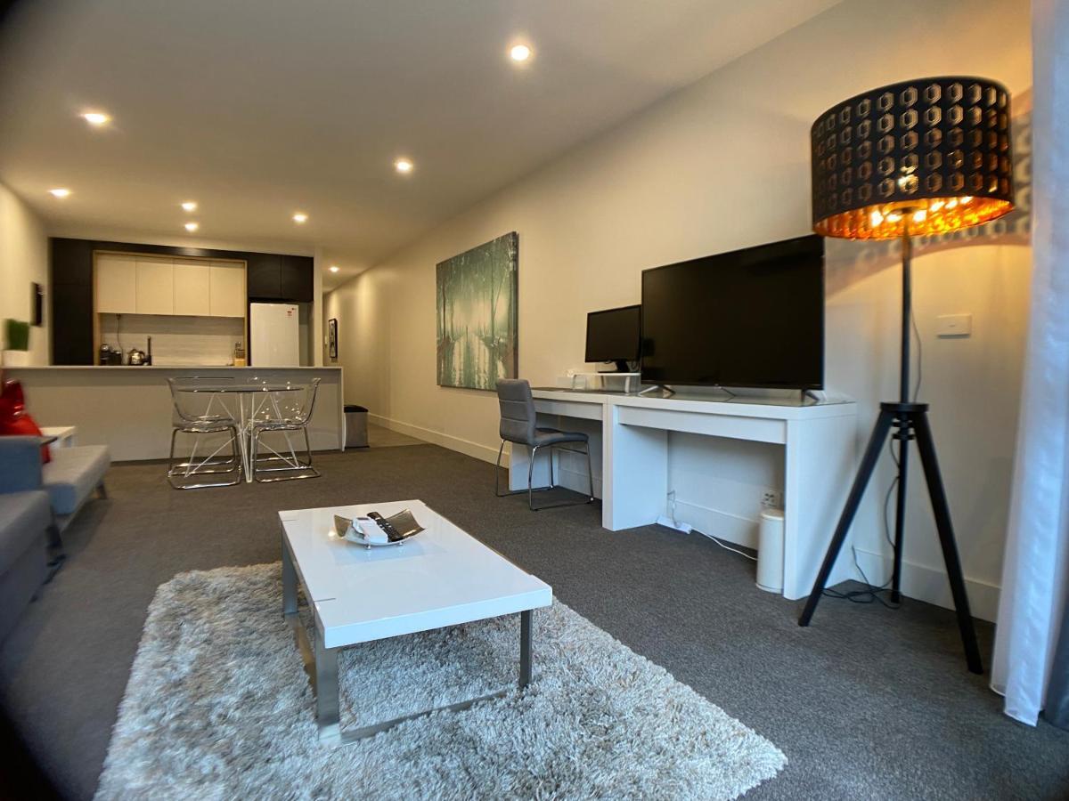 The Gallery Luxe 1 Bedroom Executive Apartment In The Heart Of Braddon Wine Secure Parking Wifi Canberra Extérieur photo