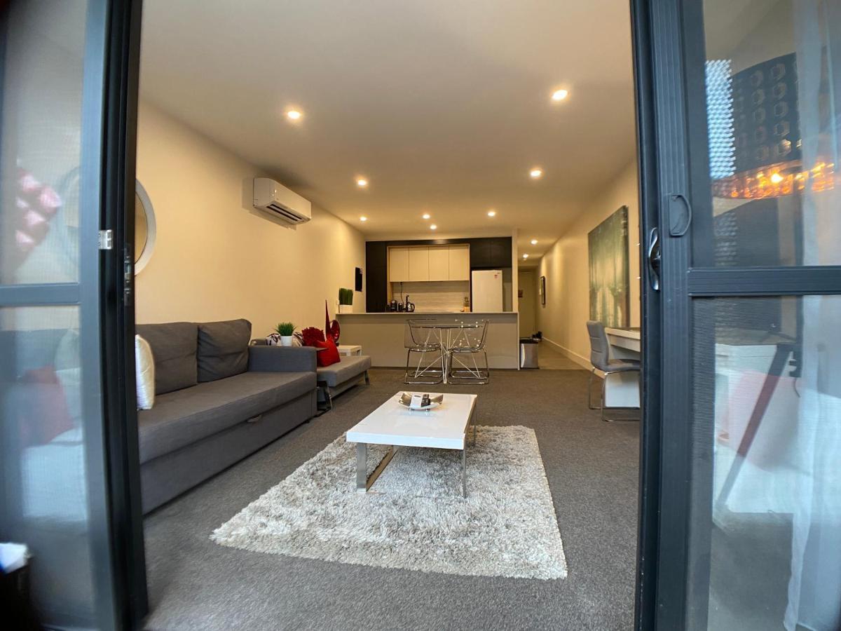 The Gallery Luxe 1 Bedroom Executive Apartment In The Heart Of Braddon Wine Secure Parking Wifi Canberra Extérieur photo